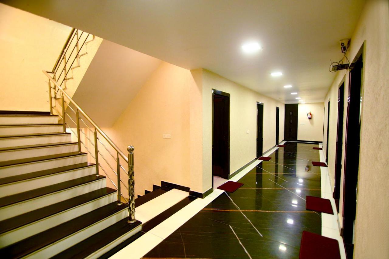 Hotel Gharonda Rishīkesh Εξωτερικό φωτογραφία